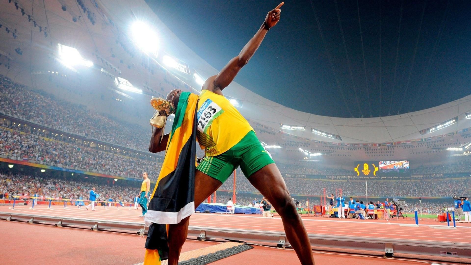 新能源足球场正式投入使用,绿色环保理念彰显,新型足球场