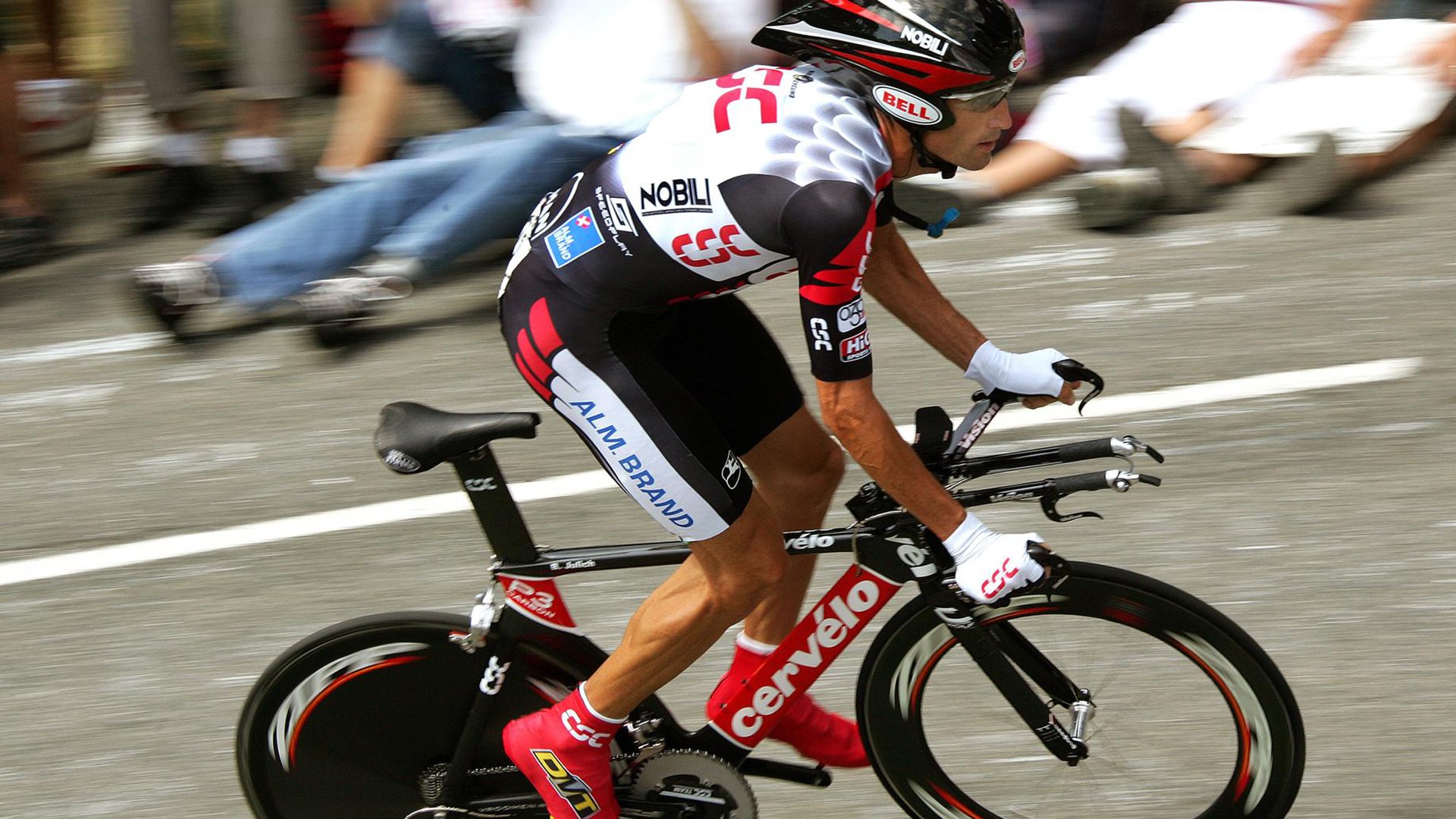 克洛普不断探索创新战术,带领利物浦再攀高峰