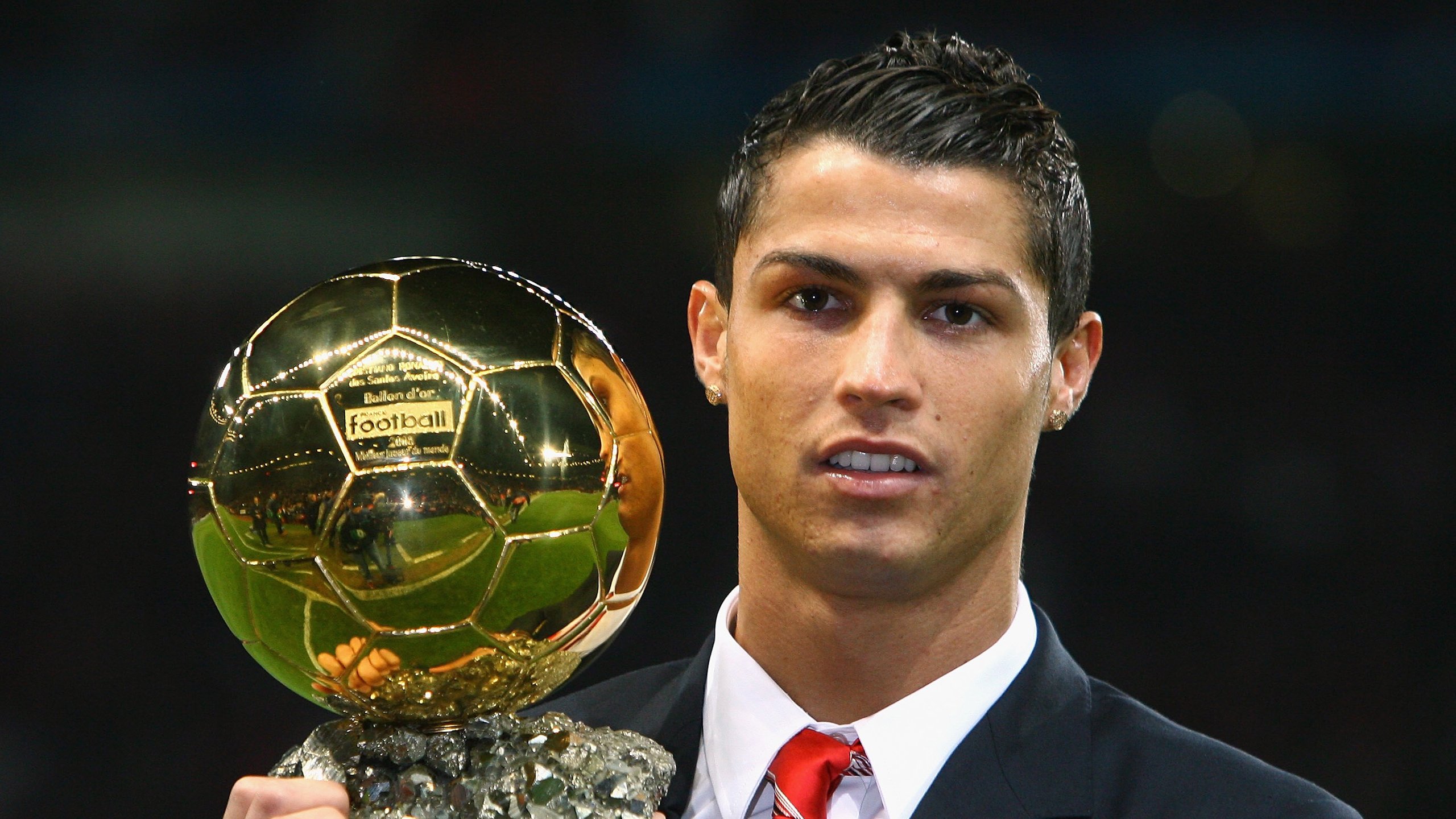 【雪国操作】瑞士换人滑雪板上场，全场尖叫，瑞士滑雪名将